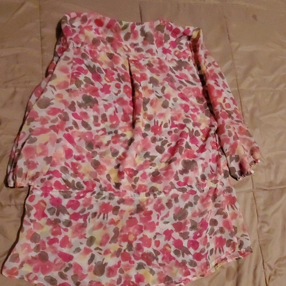 Top - Picture 3 of 3